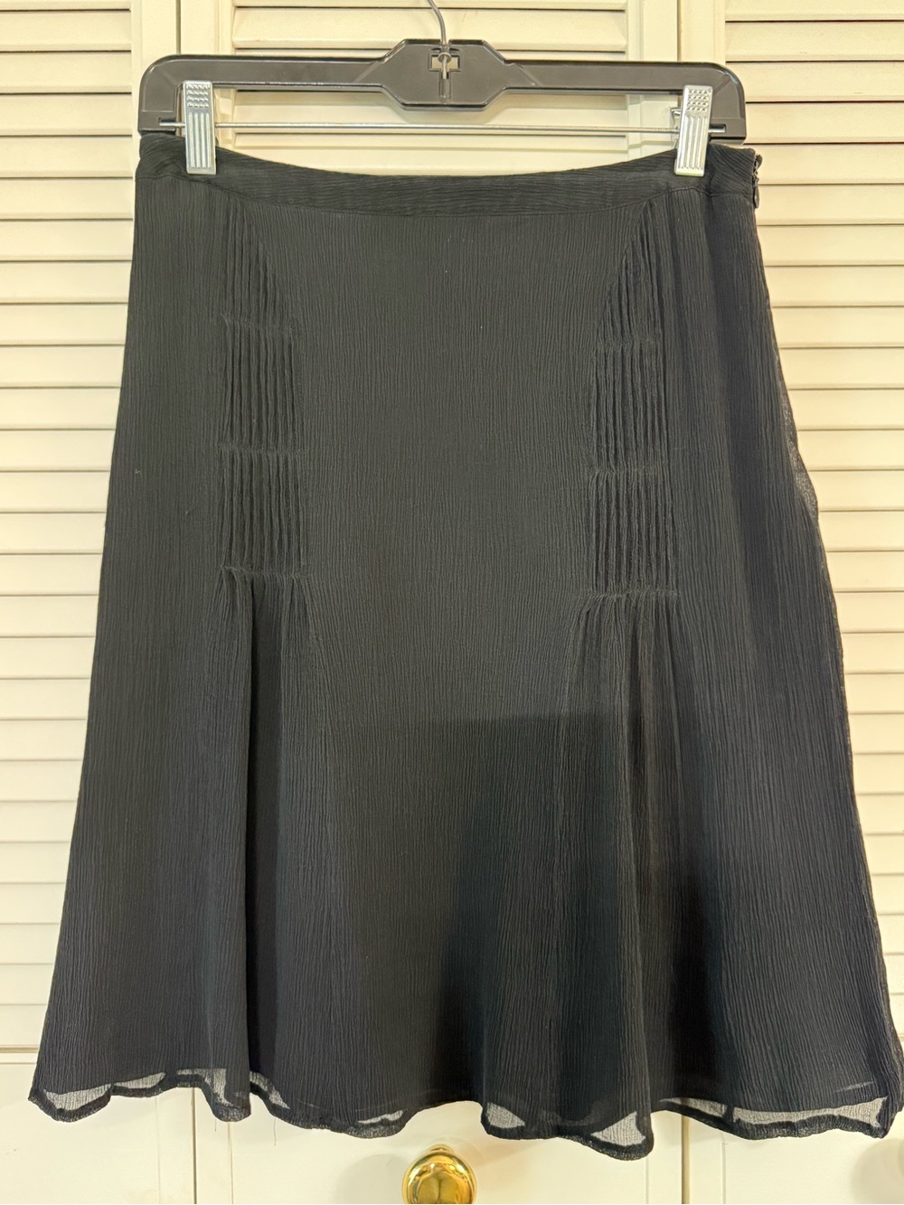 Vintage Ann Taylor Black Silk Chiffon Pleated A-Line Knee Skirt Size 4 Zip Lined